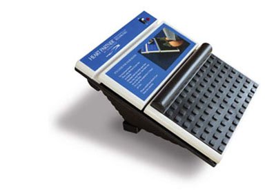 HeartPartner - three-quarters view